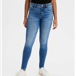 American Eagle High Rise Jegging